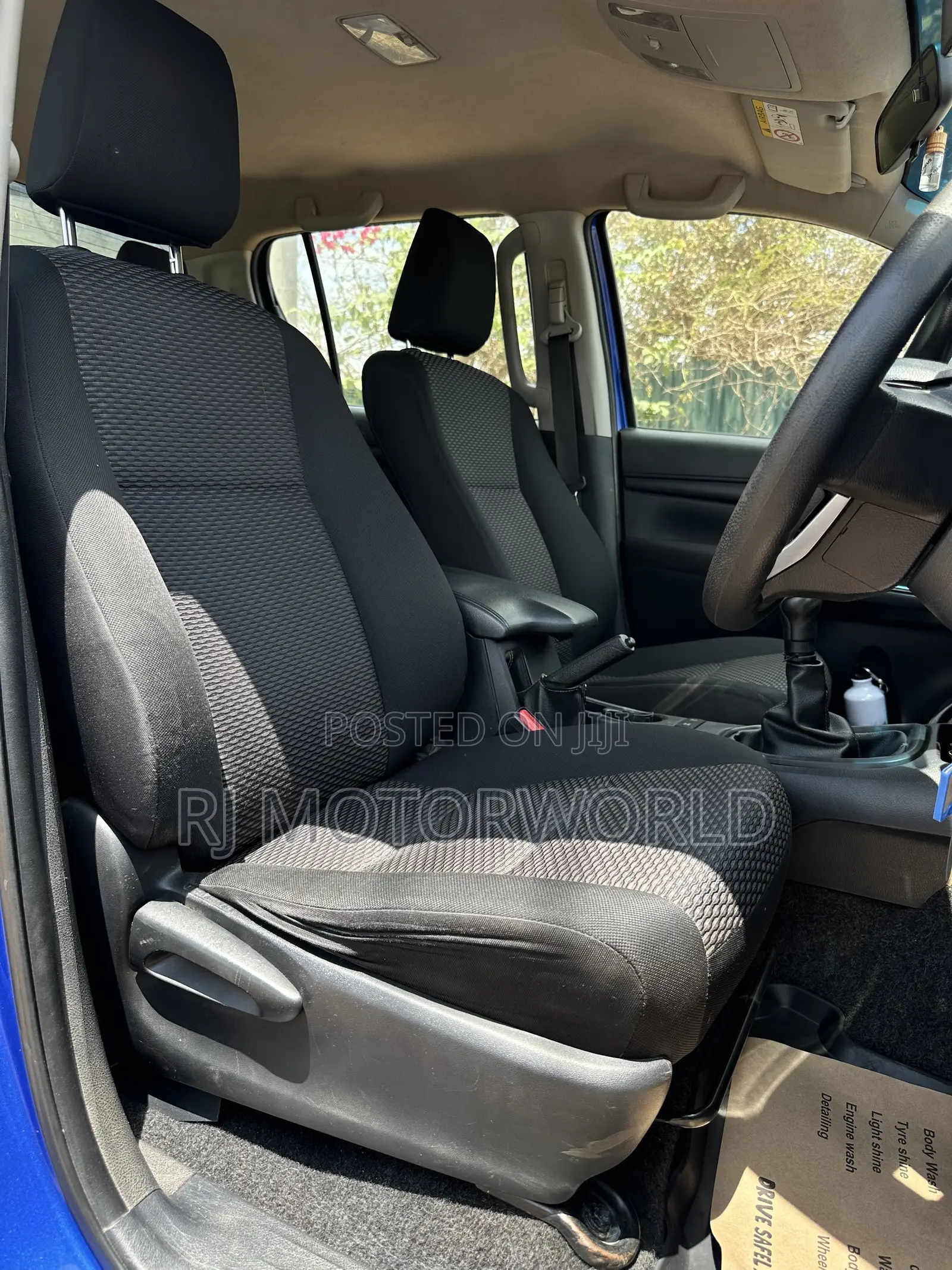 Toyota Hilux Revo Double Cab Deisel 2.4 AWD 2017 Blue