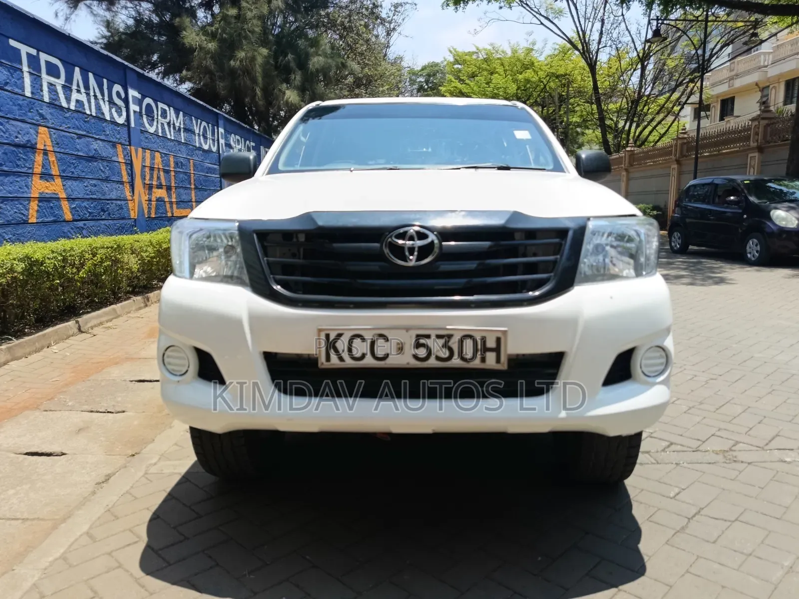 Toyota Hilux 2014 White