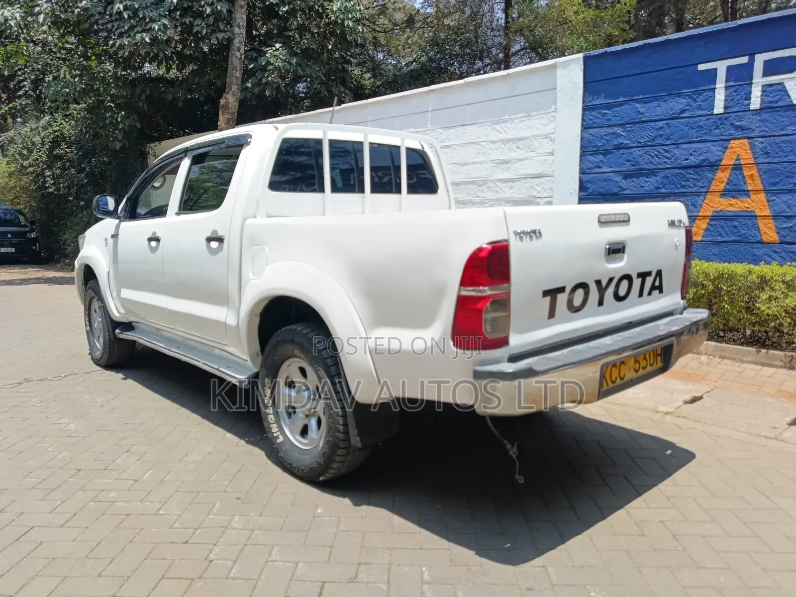 Toyota Hilux 2014 White