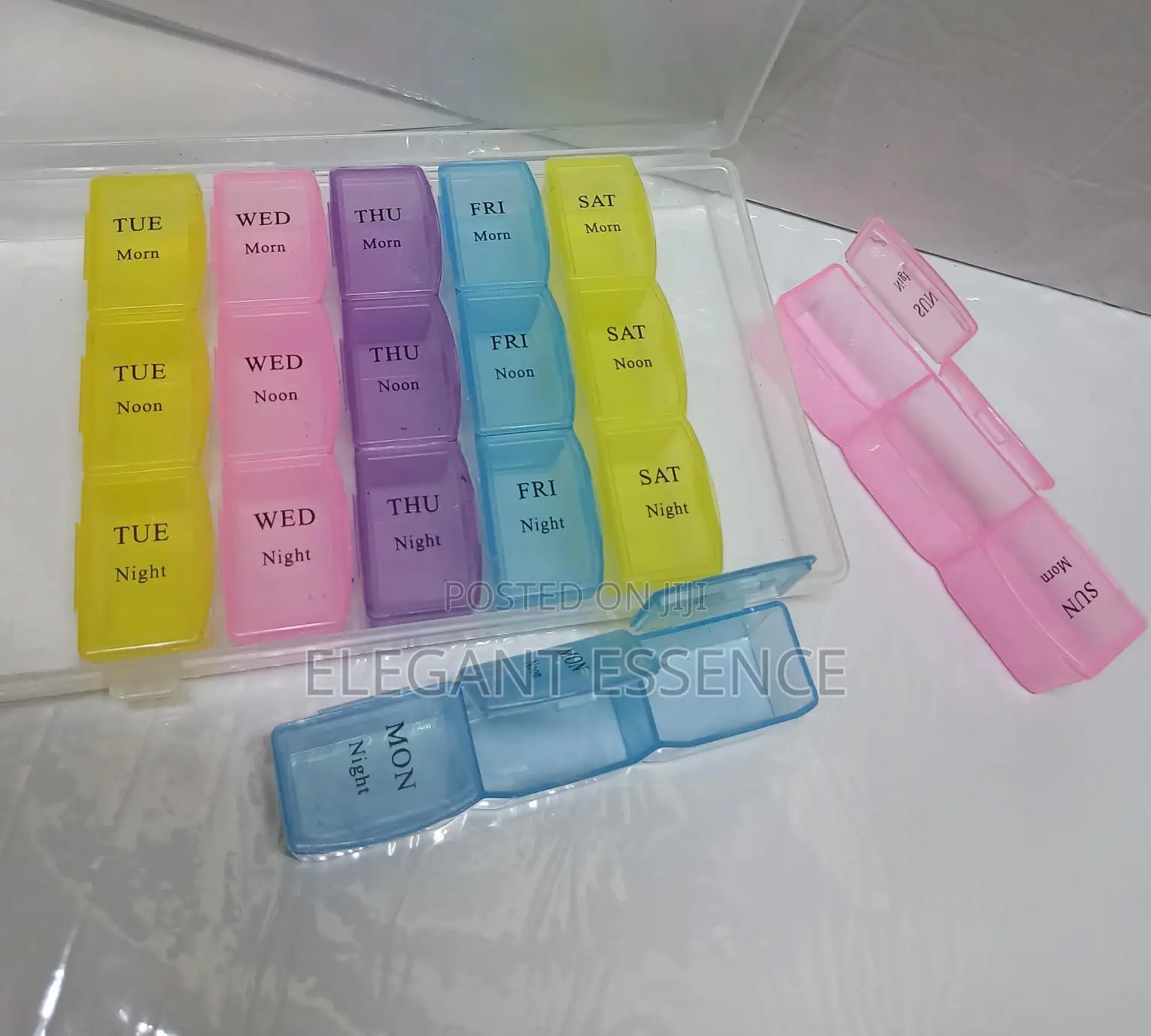 Weekly Portable Tablet Organizer
