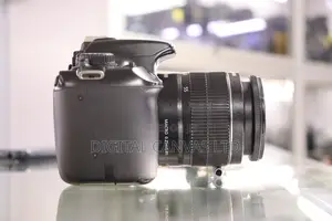 Canon 1100D 18-55Mm