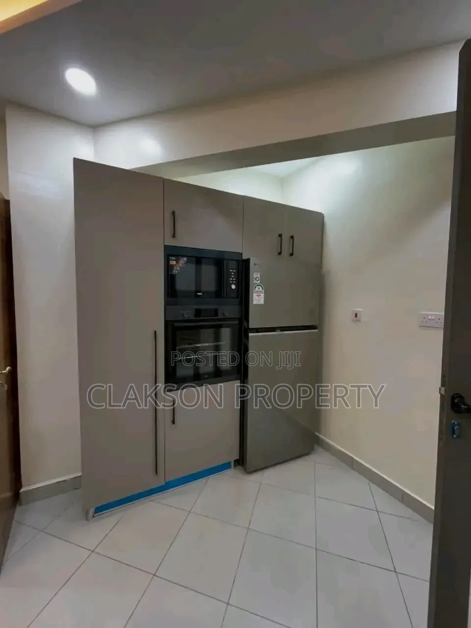 3bdrm Apartment in Kilimani, Hurlingham for sale