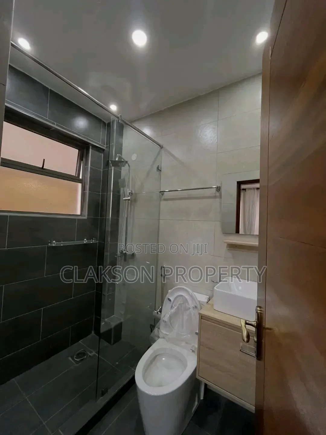 3bdrm Apartment in Kilimani, Hurlingham for sale