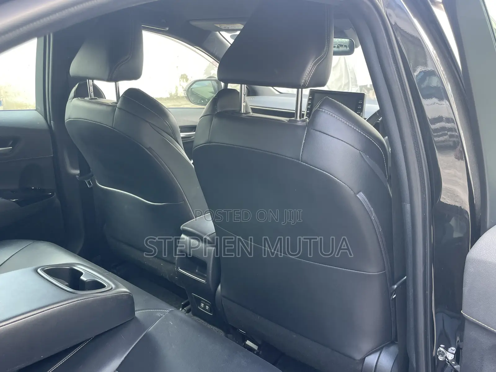 Toyota Corolla SE (1.8L 4cyl 6M) 2019 Black
