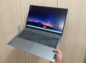 Laptop Lenovo ThinkBook 15 8GB Intel Core i5 SSD 256GB