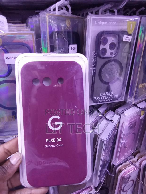 Google Pixel 9a Case Liquid Silicone Case With Microfiber Lining - main view
