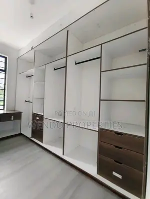 4bdrm House in Ngong CBD for sale