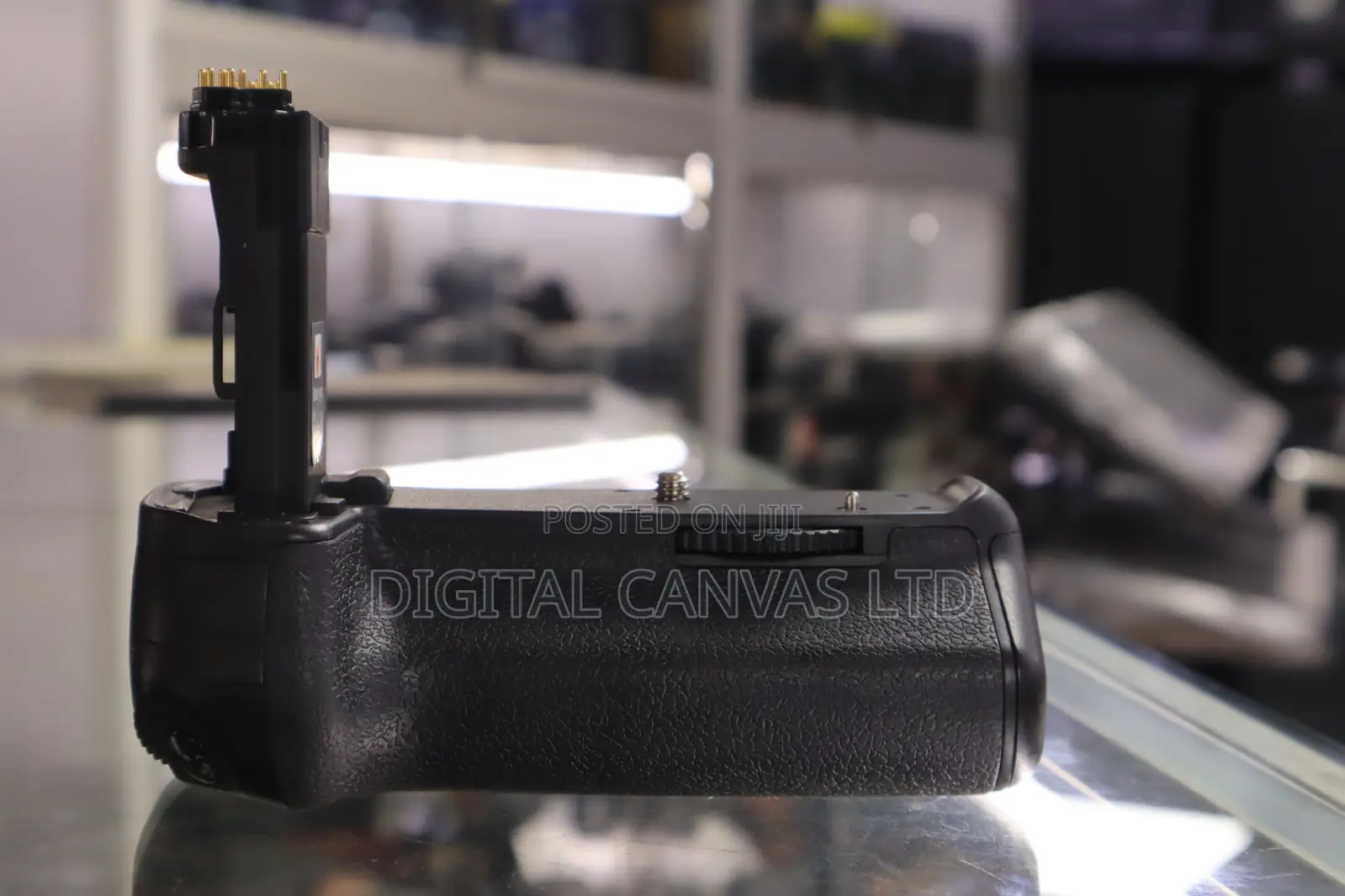 Canon 90D Grip