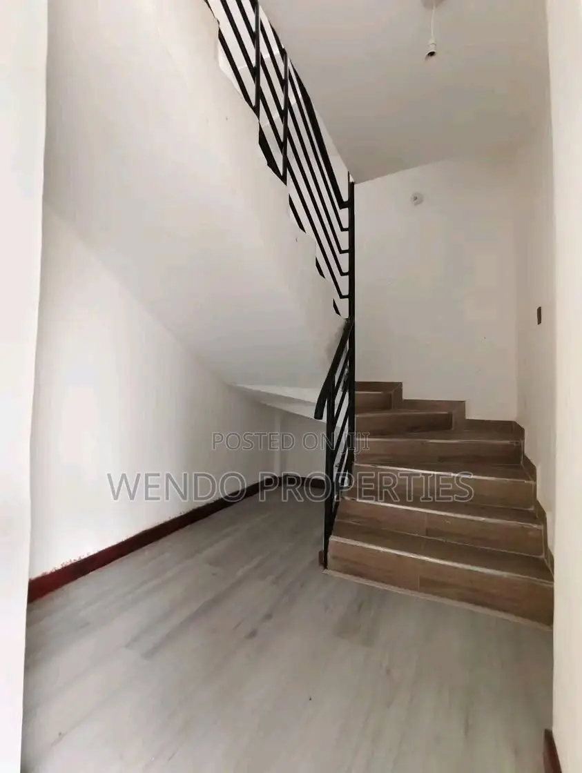 4bdrm House in Ngong CBD for sale