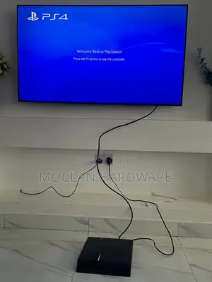 PS4 500GB Console + Original DualShock 4 Controller