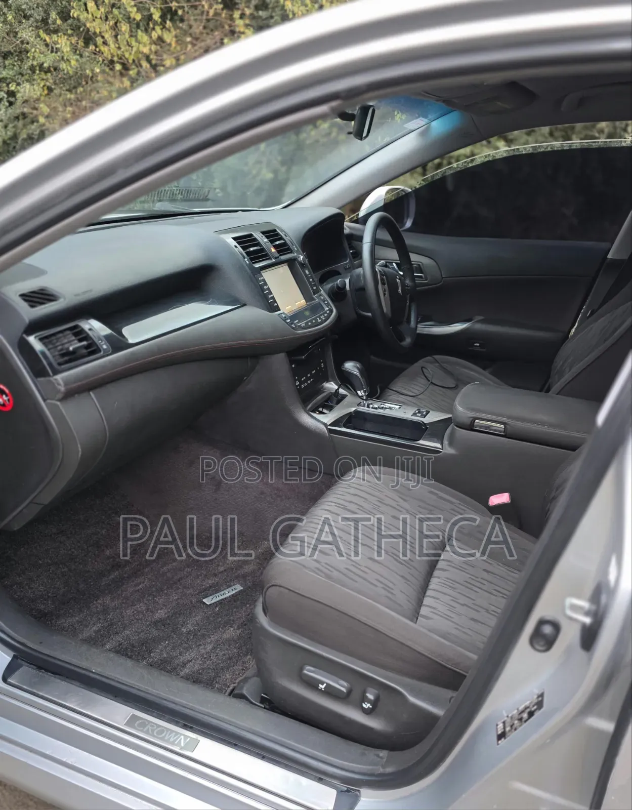 Toyota Crown 2012 Silver