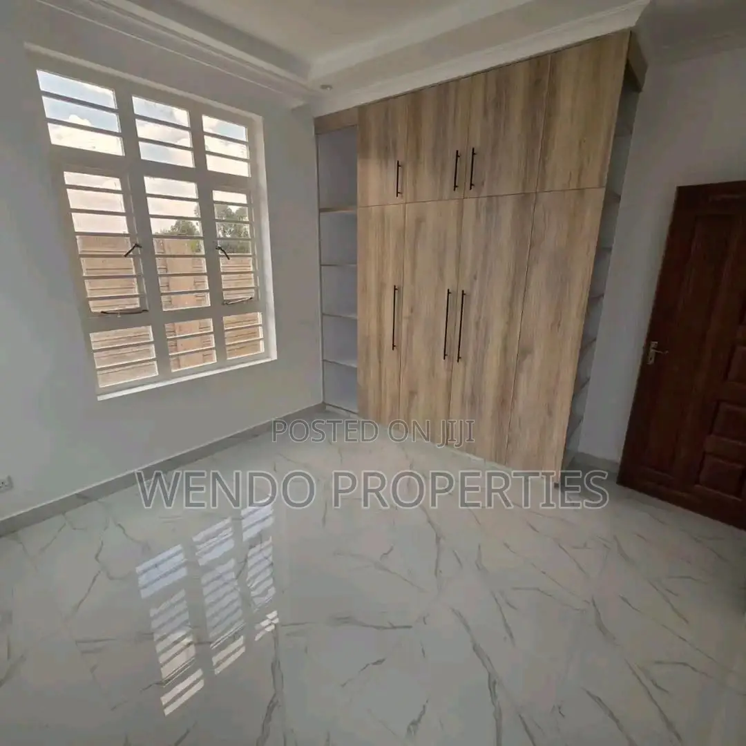 4bdrm Maisonette in Matasia for sale