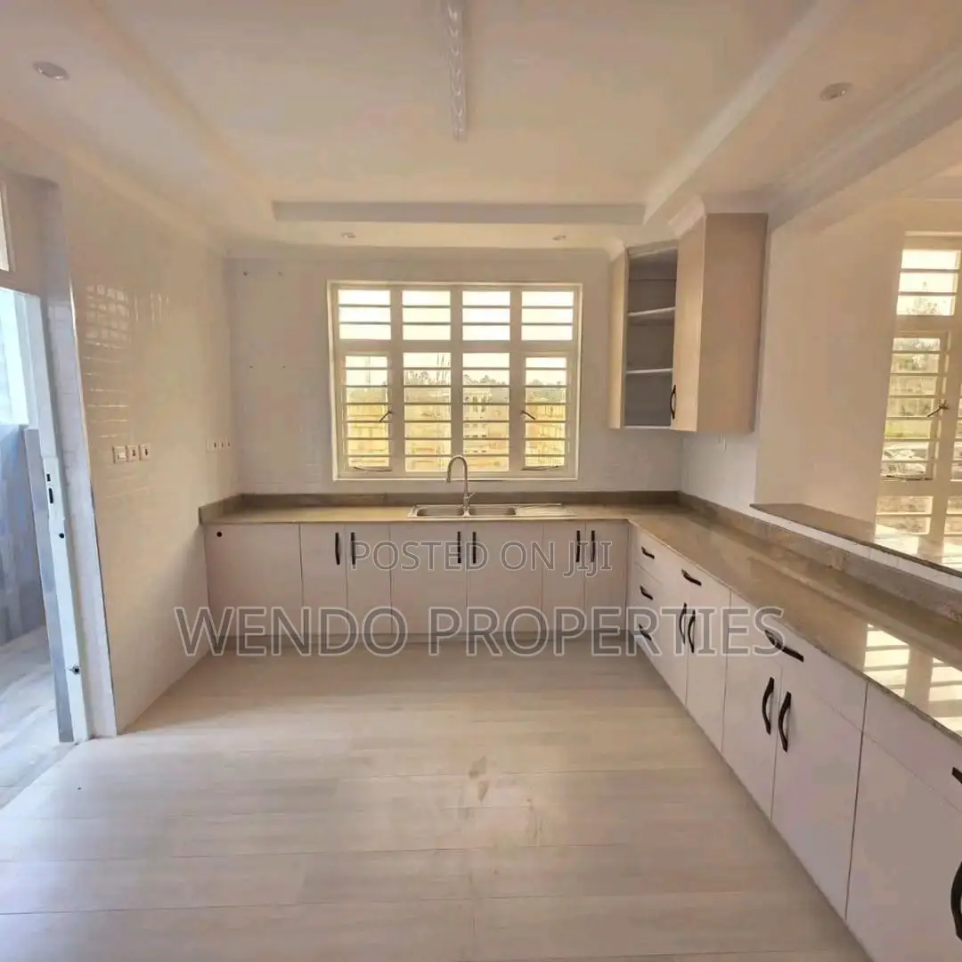 4bdrm Maisonette in Matasia for sale