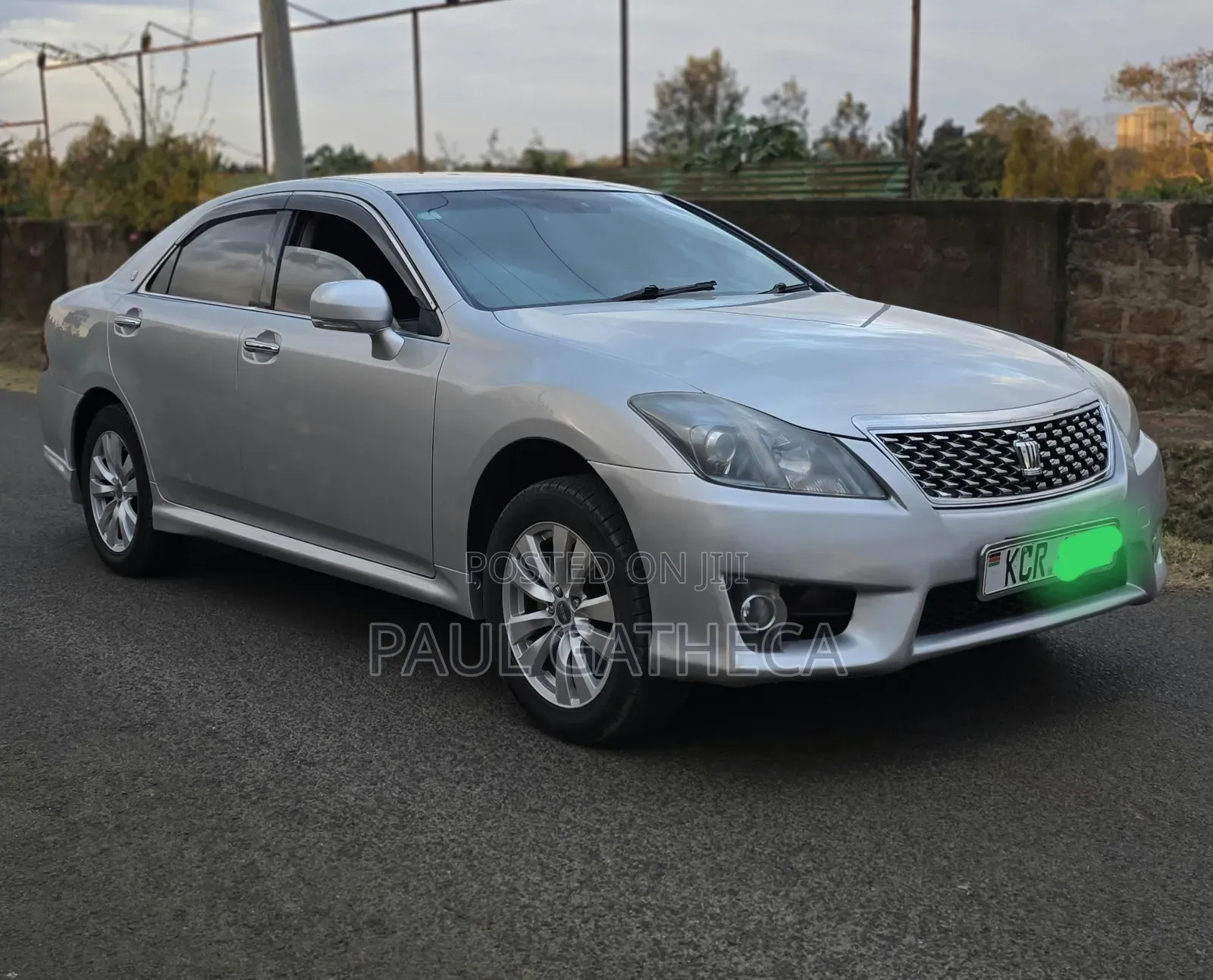 Toyota Crown 2012 Silver