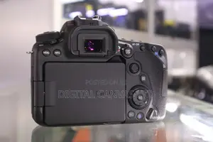 Canon 90D Body Ex UK Clean