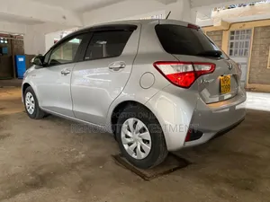 Toyota Vitz 2019 Silver
