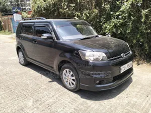 Toyota Corolla Rumion 2011 Black