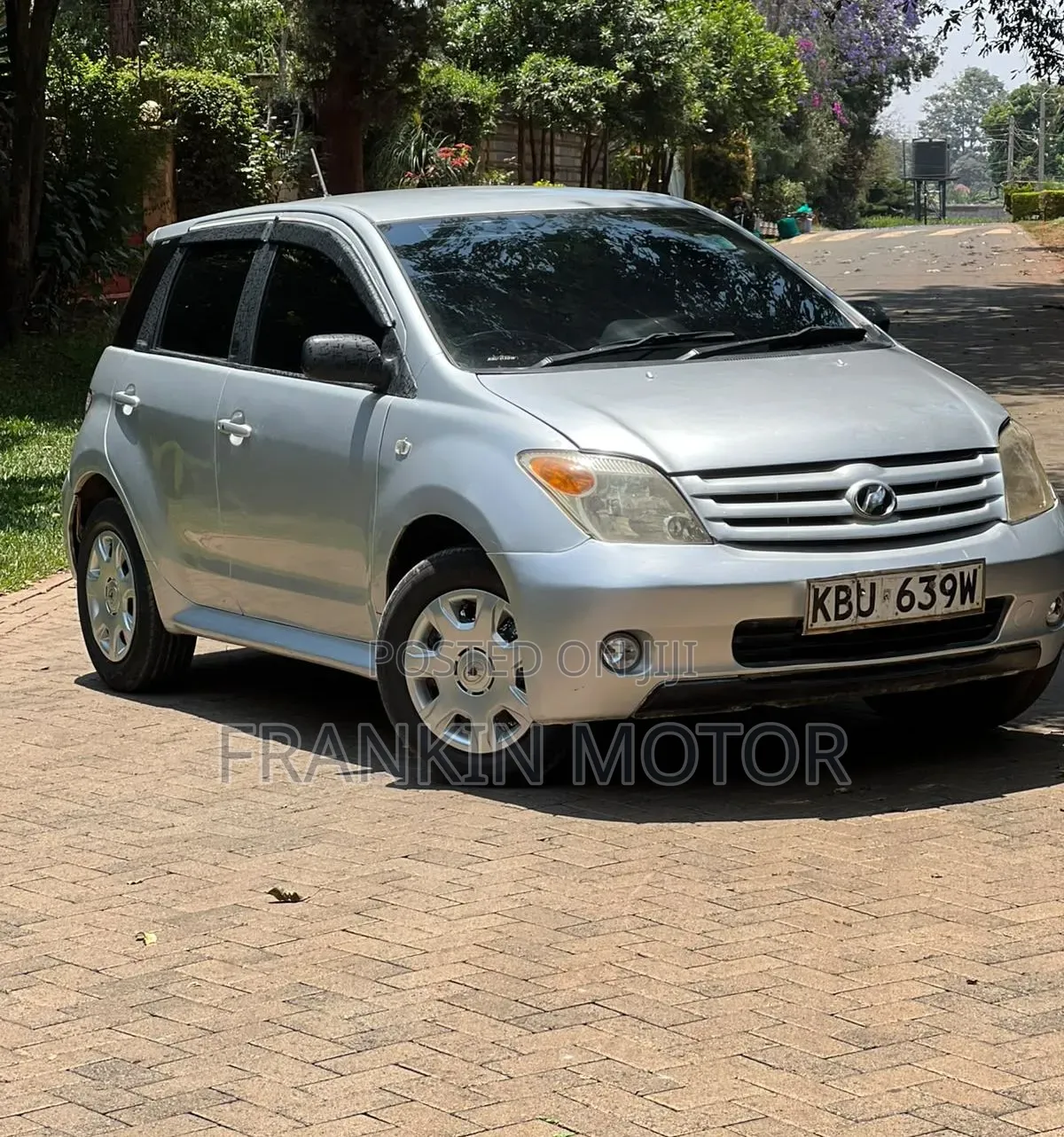 Toyota IST 2007 Silver