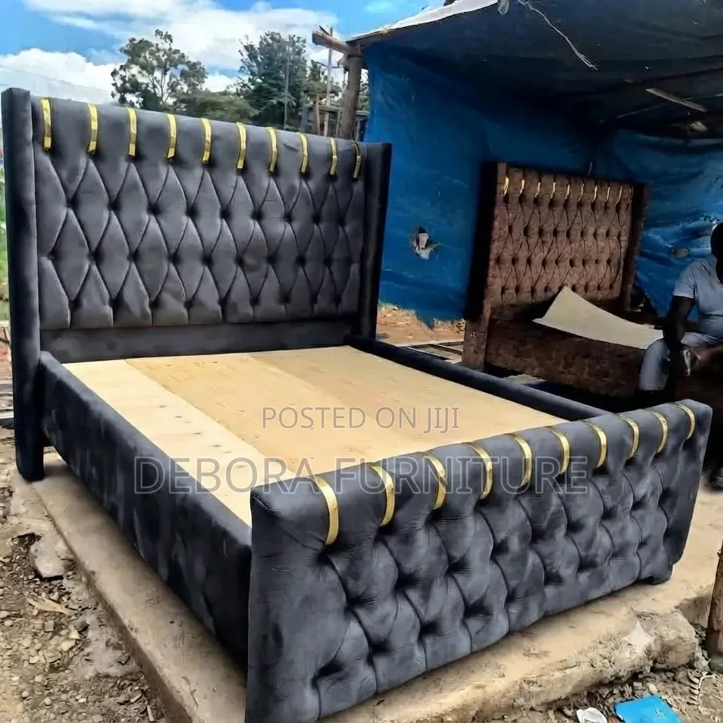  5×6 Black Chester Bed With Gold Accents | Make a Statement