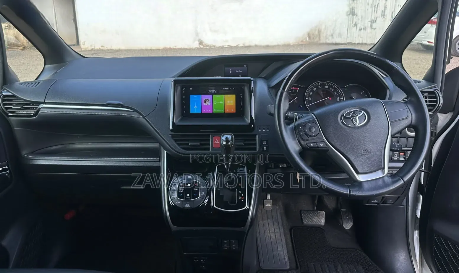 Toyota Noah 2.0 AWD (7 Seater) 2019 Pearl