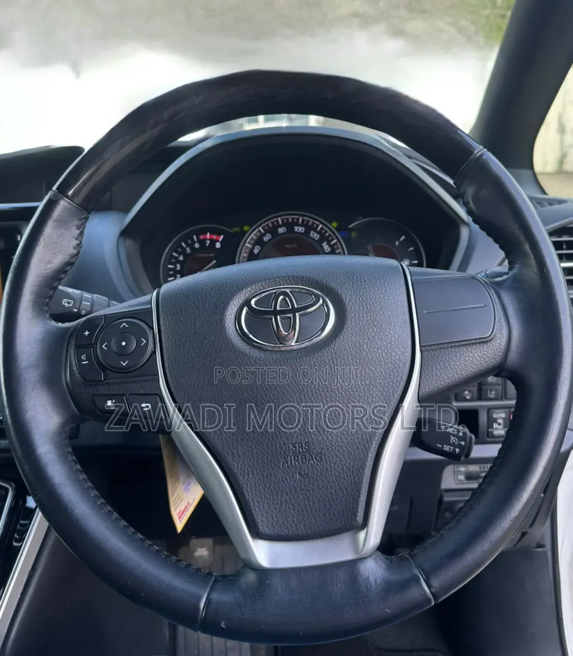 Toyota Noah 2.0 AWD (7 Seater) 2019 Pearl