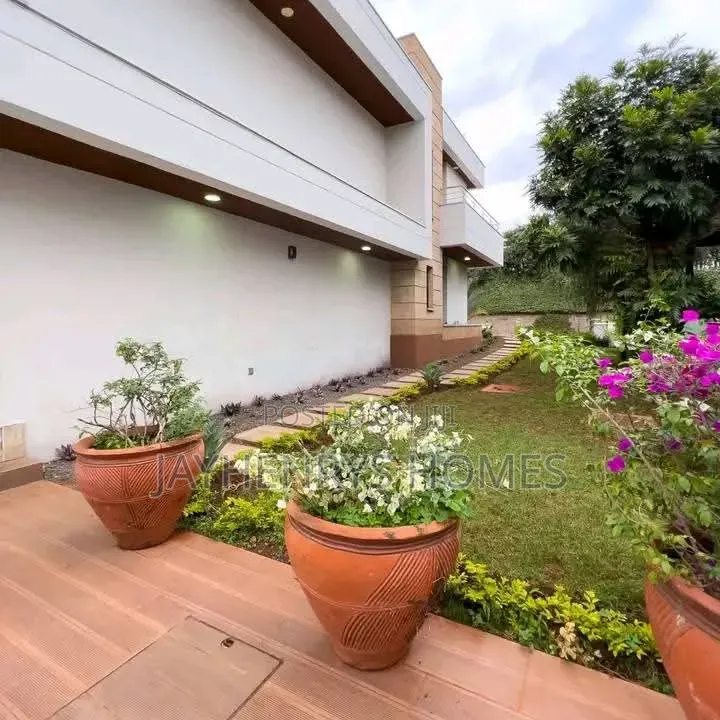5bdrm Villa in Hardy for rent