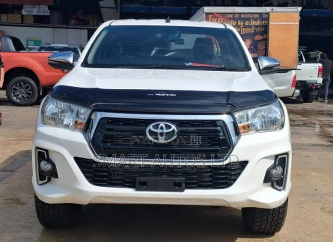 Toyota Hilux Revo Smart Cab Deisel 2.4 AWD 2019