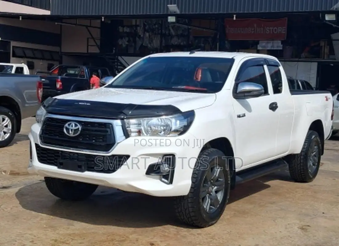 Toyota Hilux Revo Smart Cab Deisel 2.4 AWD 2019