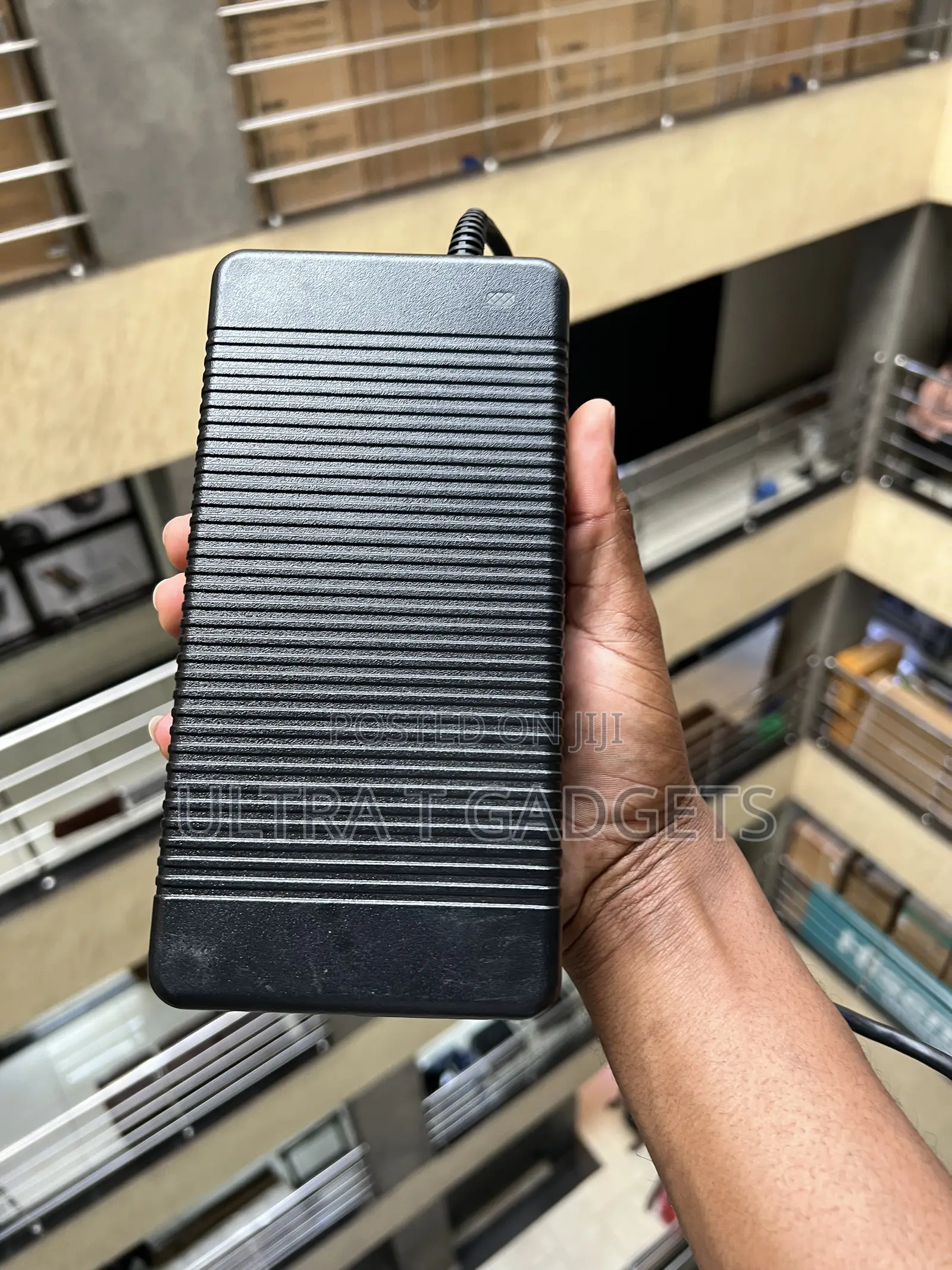 HP 230W AC Adapter Charger – 19.5V 11.8A – Original