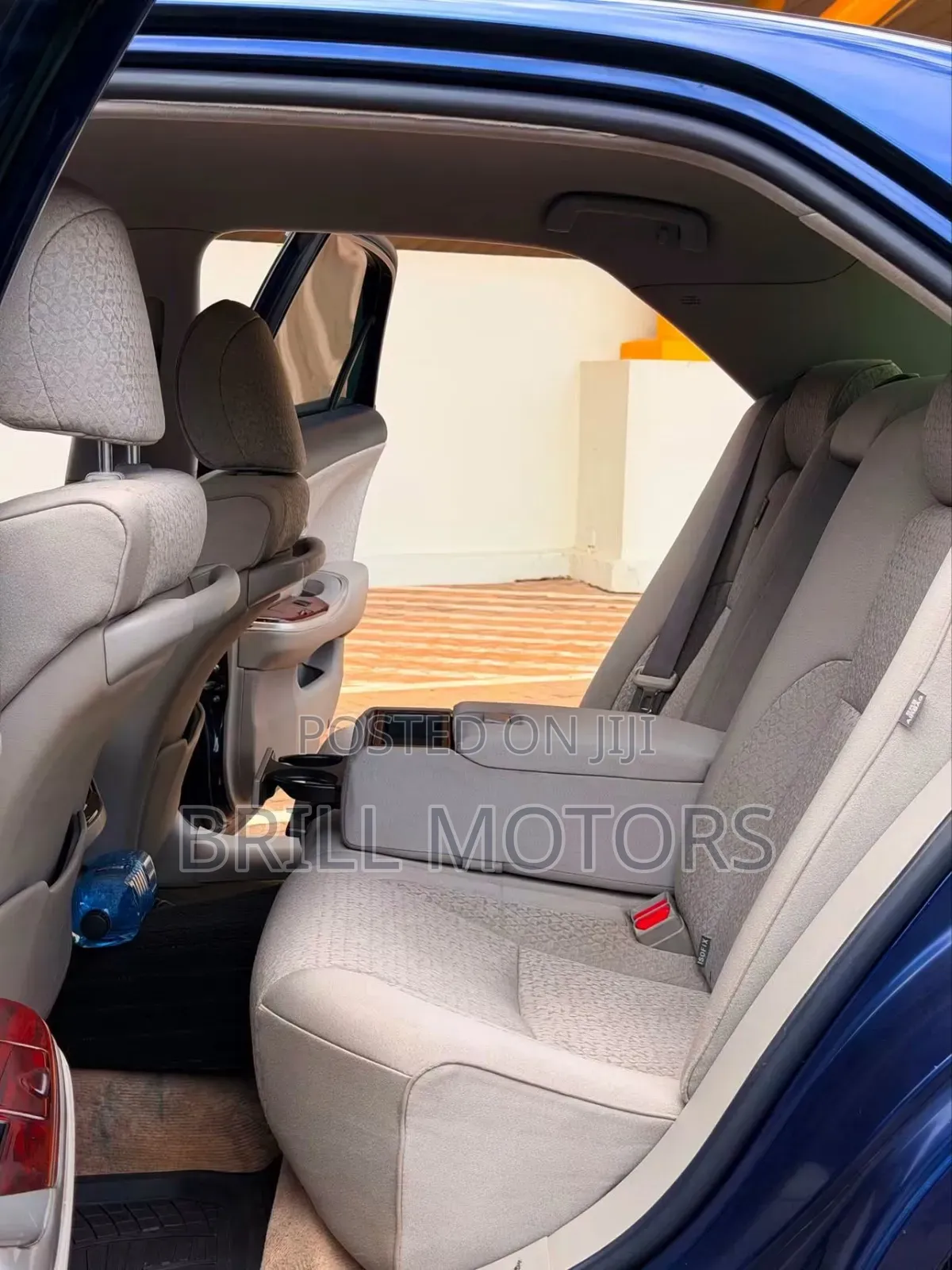 Toyota Crown 2012 Blue