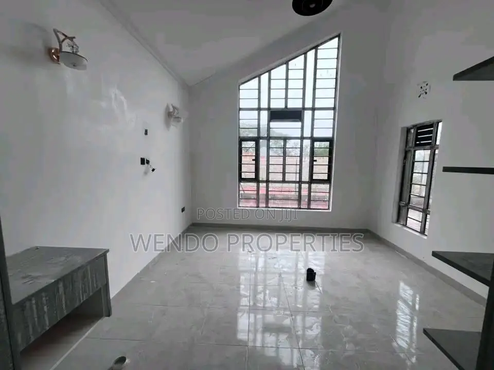 4bdrm Bungalow in Matasia for sale