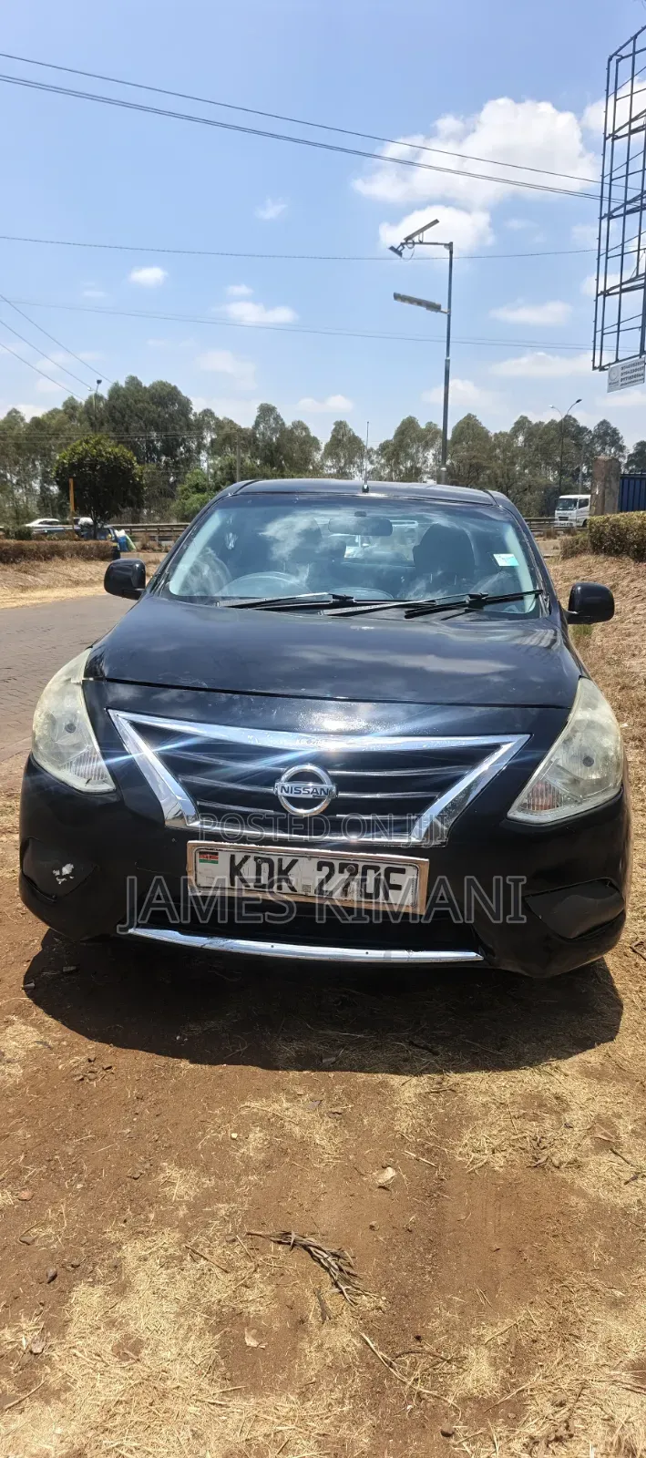 Nissan Latio 1.2 2015 Black
