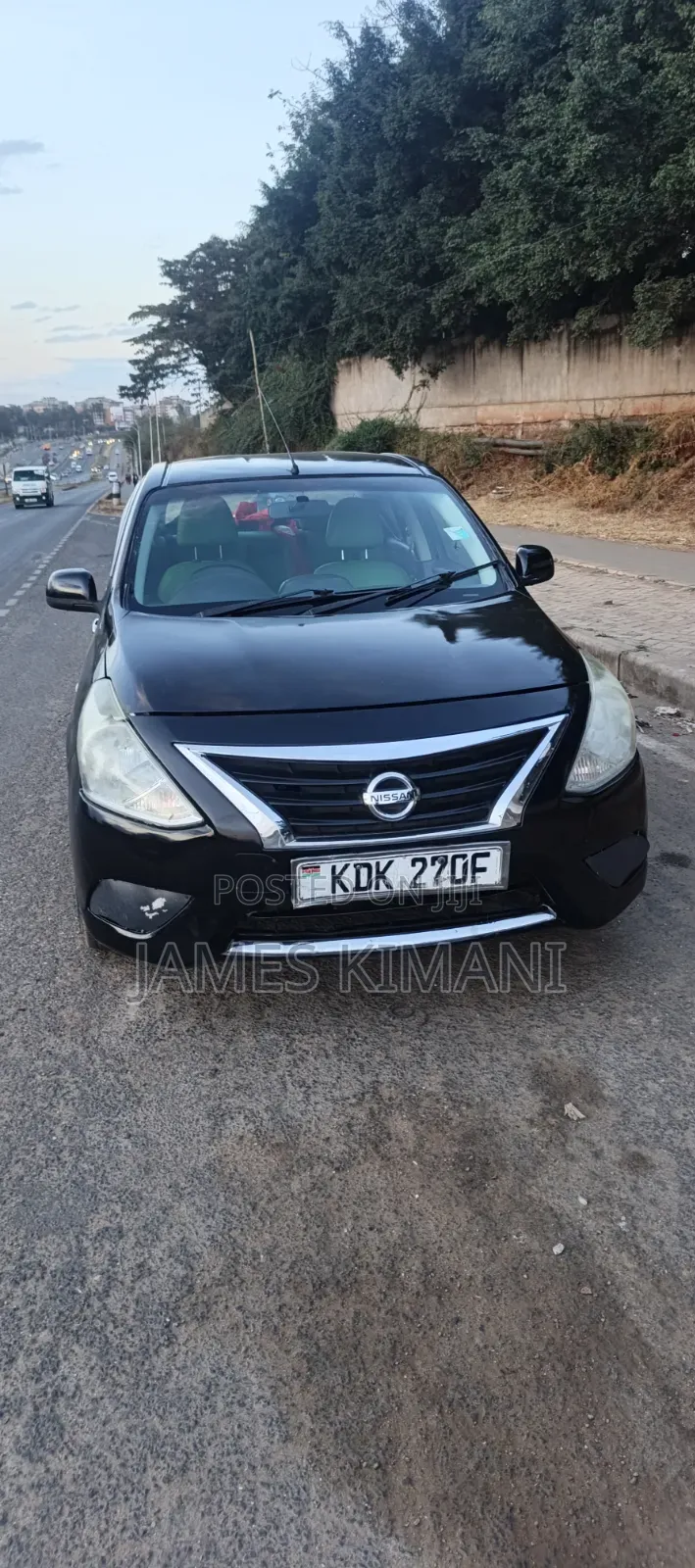 Nissan Latio 1.2 2015 Black