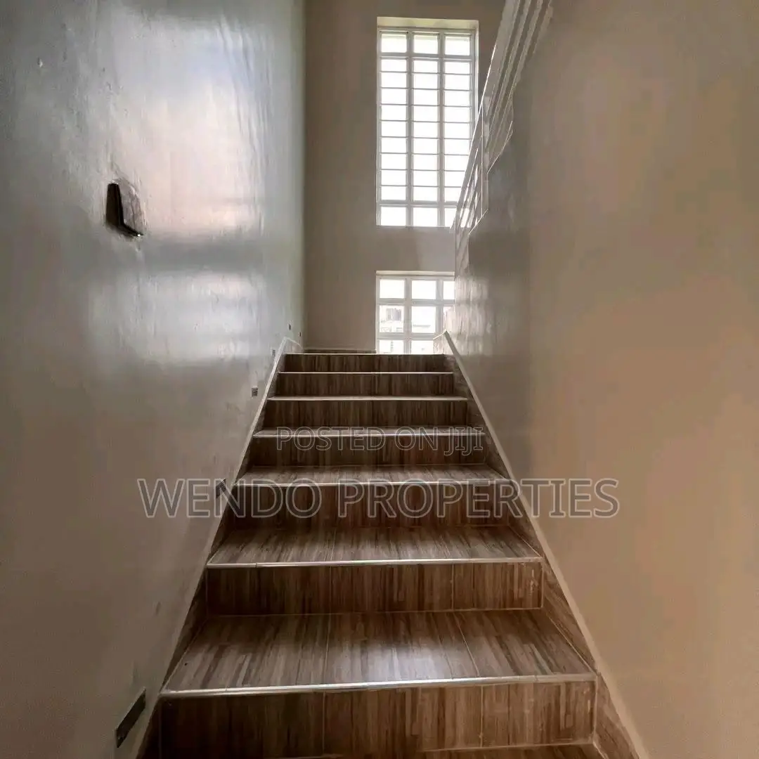 4bdrm Maisonette in Ol Keri for sale
