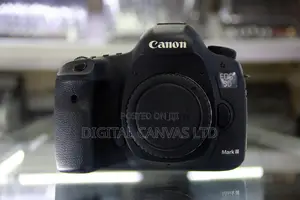 Canon 5D Mark III Body Ex UK