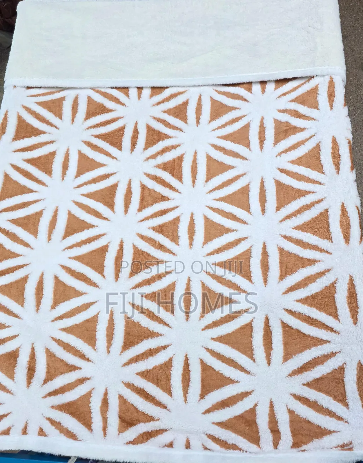 Heavy Sherpa Fleece Throw Blanket | 6x6