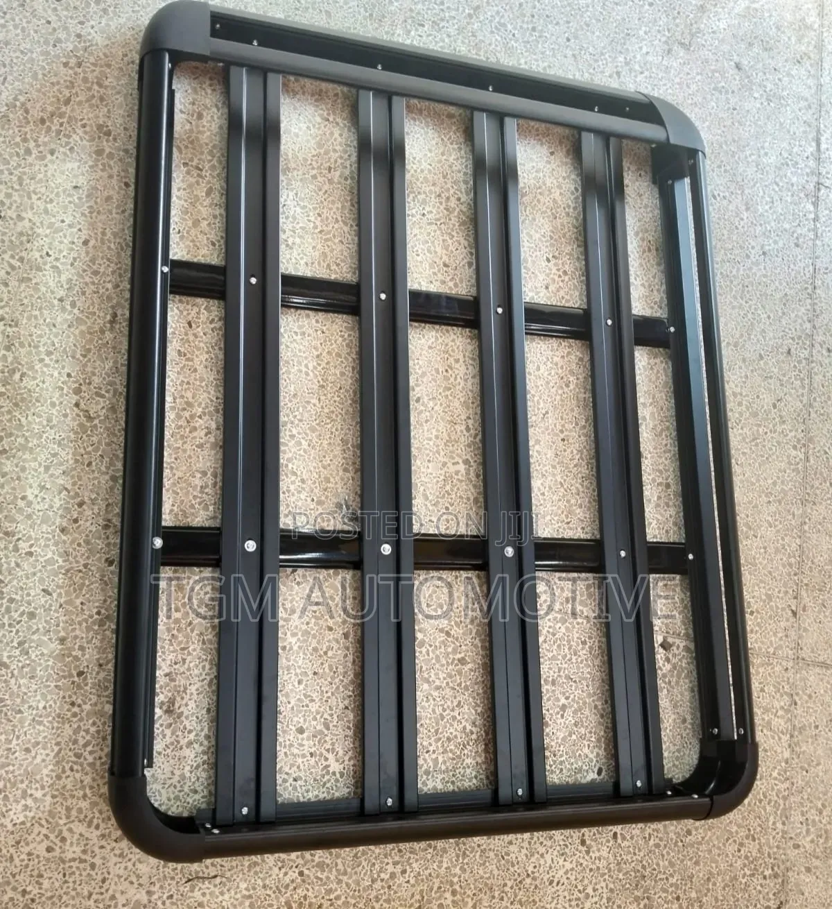 Srong and Durable Roof Carrier - Fits All Cars!