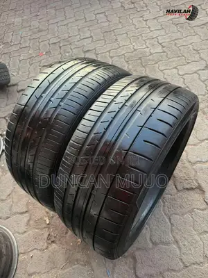 235/40 R18 - Dunlop