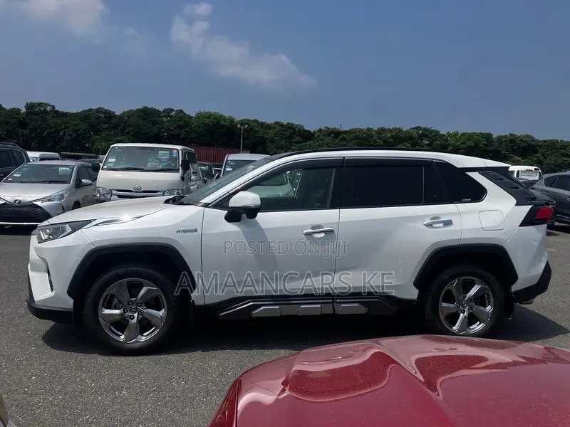 Toyota RAV4 2019 White