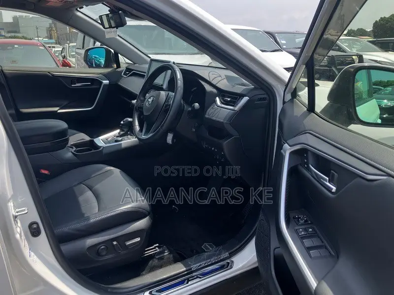Toyota RAV4 2019 White