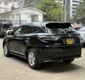 Toyota Harrier 2.0 4WD 2017 Black