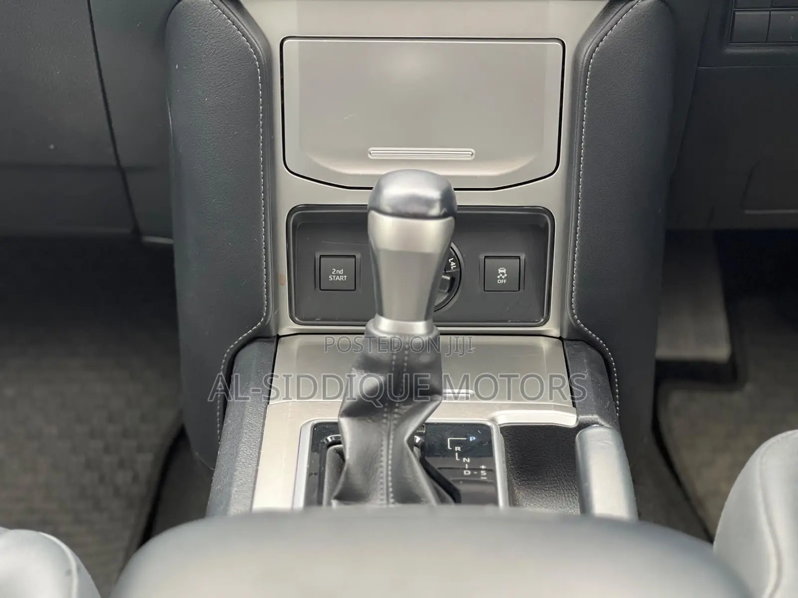 Toyota Land Cruiser Prado 2.7 2020 White