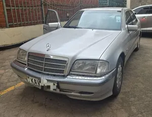 Mercedes-Benz C200 2001 Silver