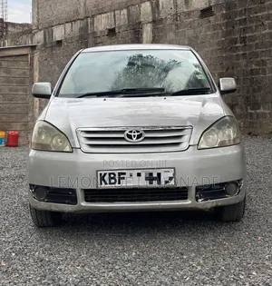 Toyota Ipsum 2003 Silver