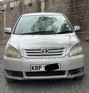 Toyota Ipsum 2003 Silver