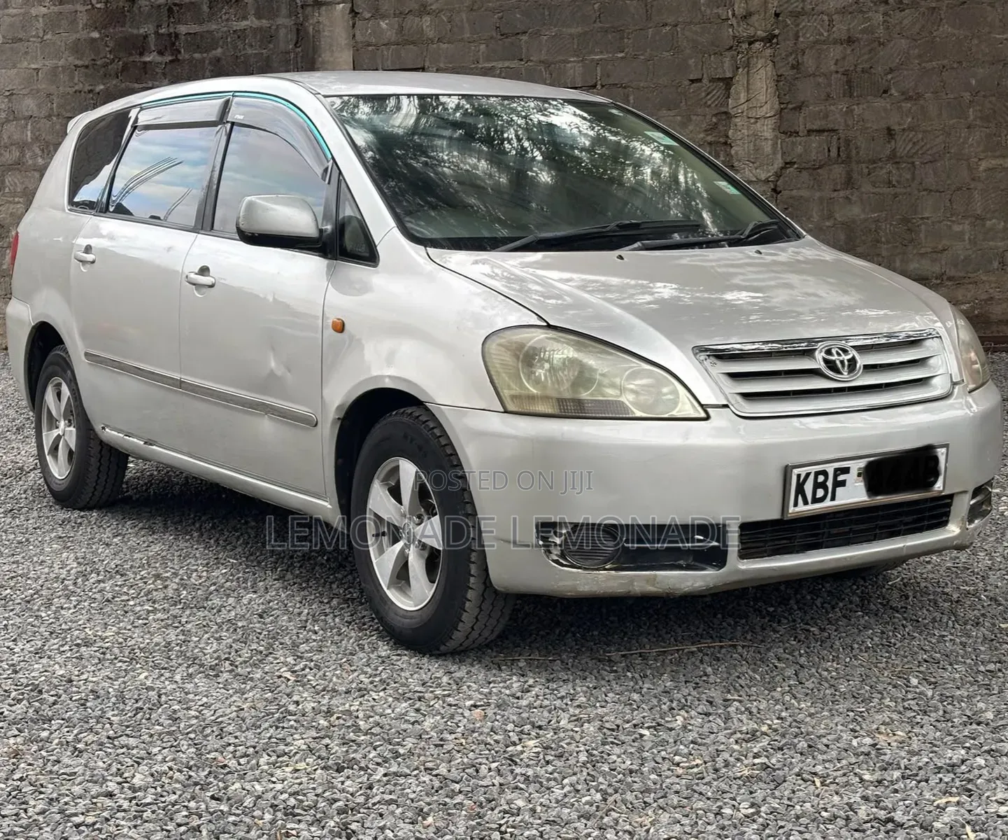 Toyota Ipsum 2003 Silver