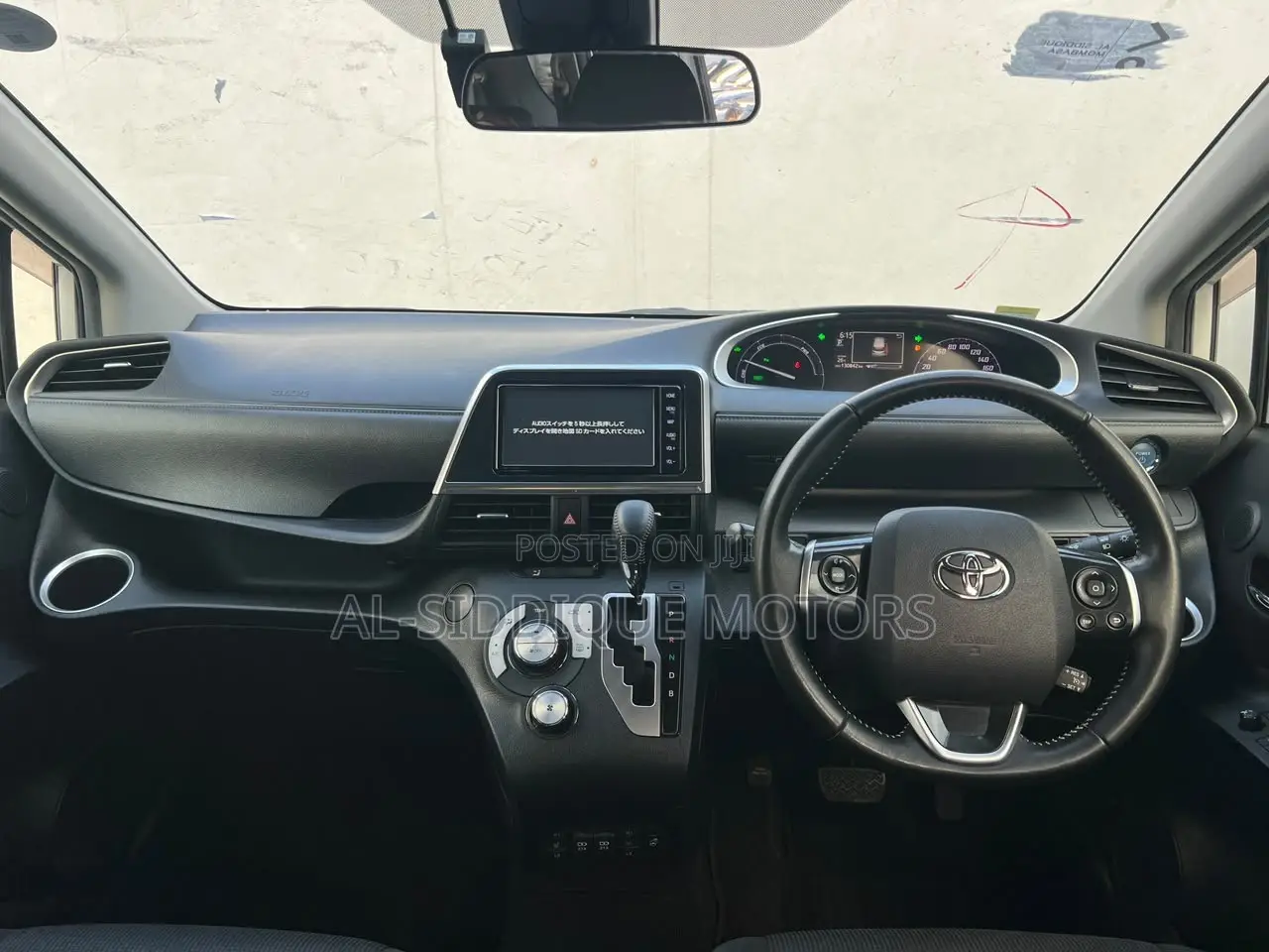Toyota Sienta 1.5 Hybrid FWD 2020 White
