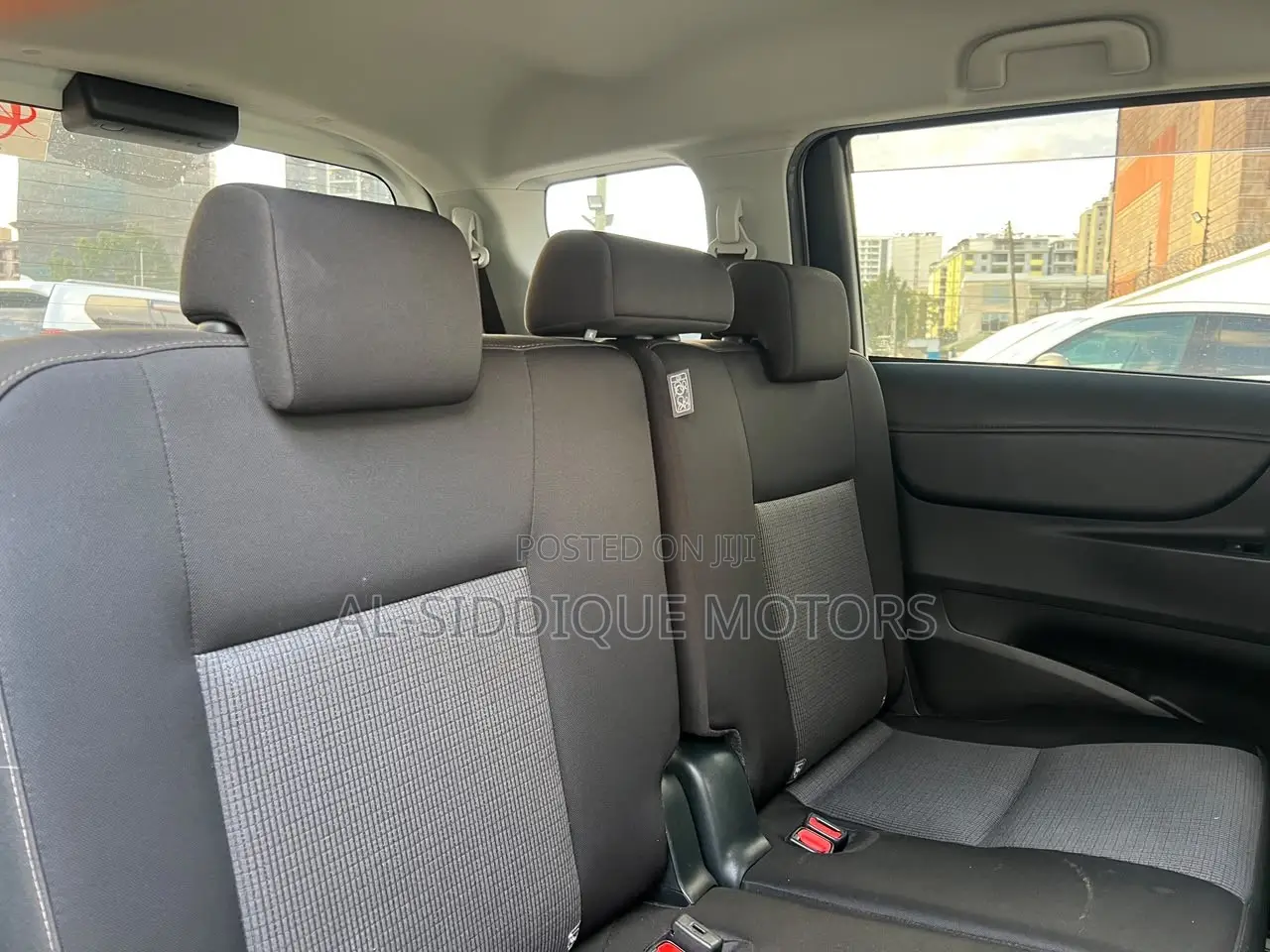 Toyota Sienta 1.5 Hybrid FWD 2020 White