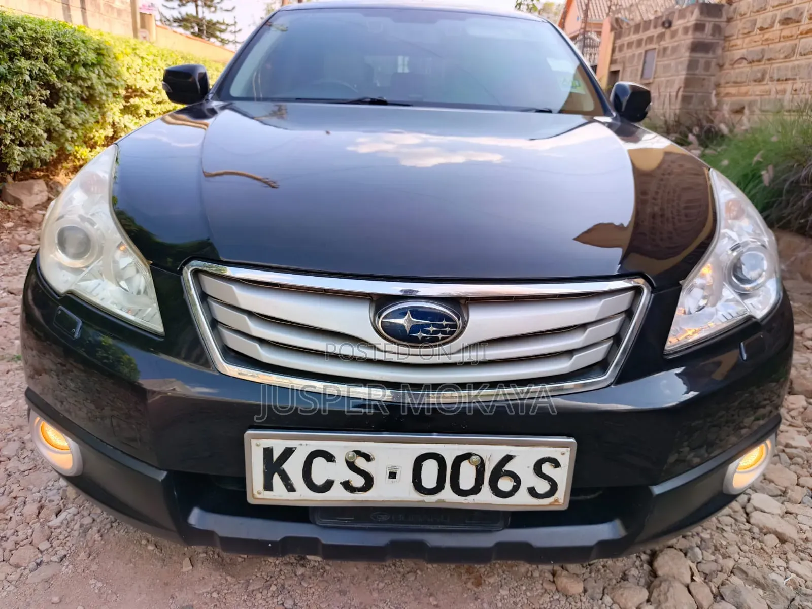Subaru Outback 2.5i Premium 2011 Black