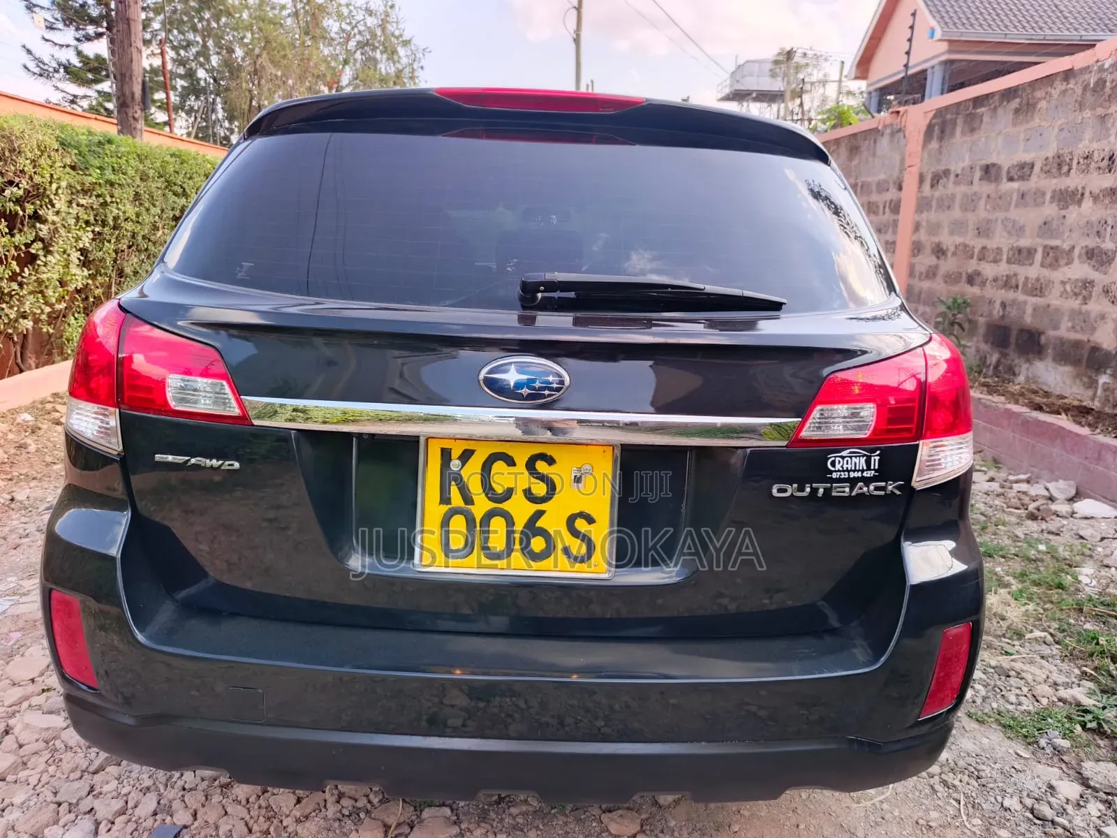Subaru Outback 2.5i Premium 2011 Black